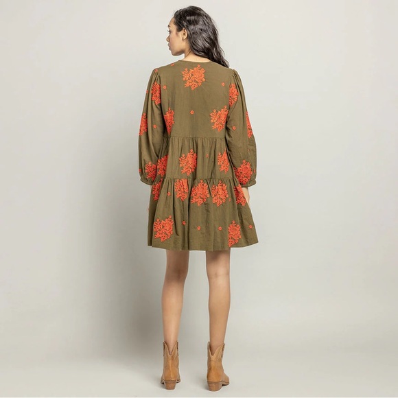 Pink Chicken Womens Michelle Dress - Dark Olive W/ Embroidery Size Medium - Picture 2 of 6